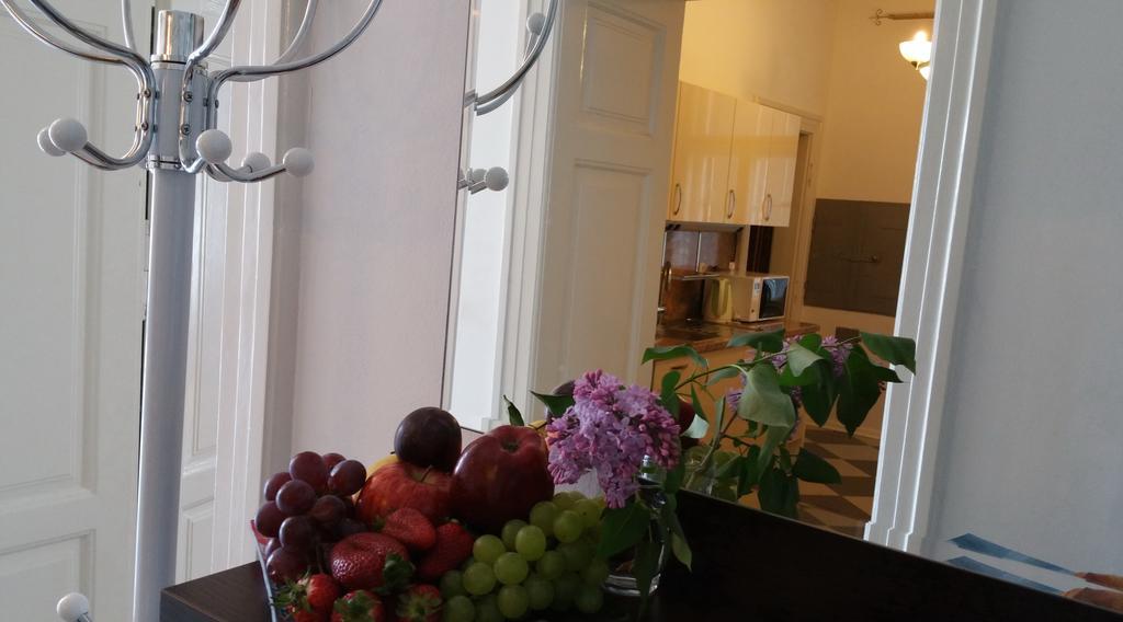 Apartment Kamelija オパティヤ 部屋 写真